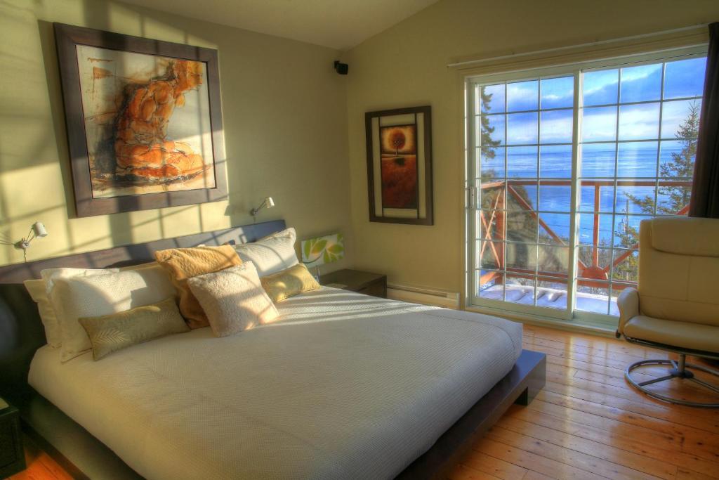 Auberge Des Eaux Vives La Malbaie Værelse billede